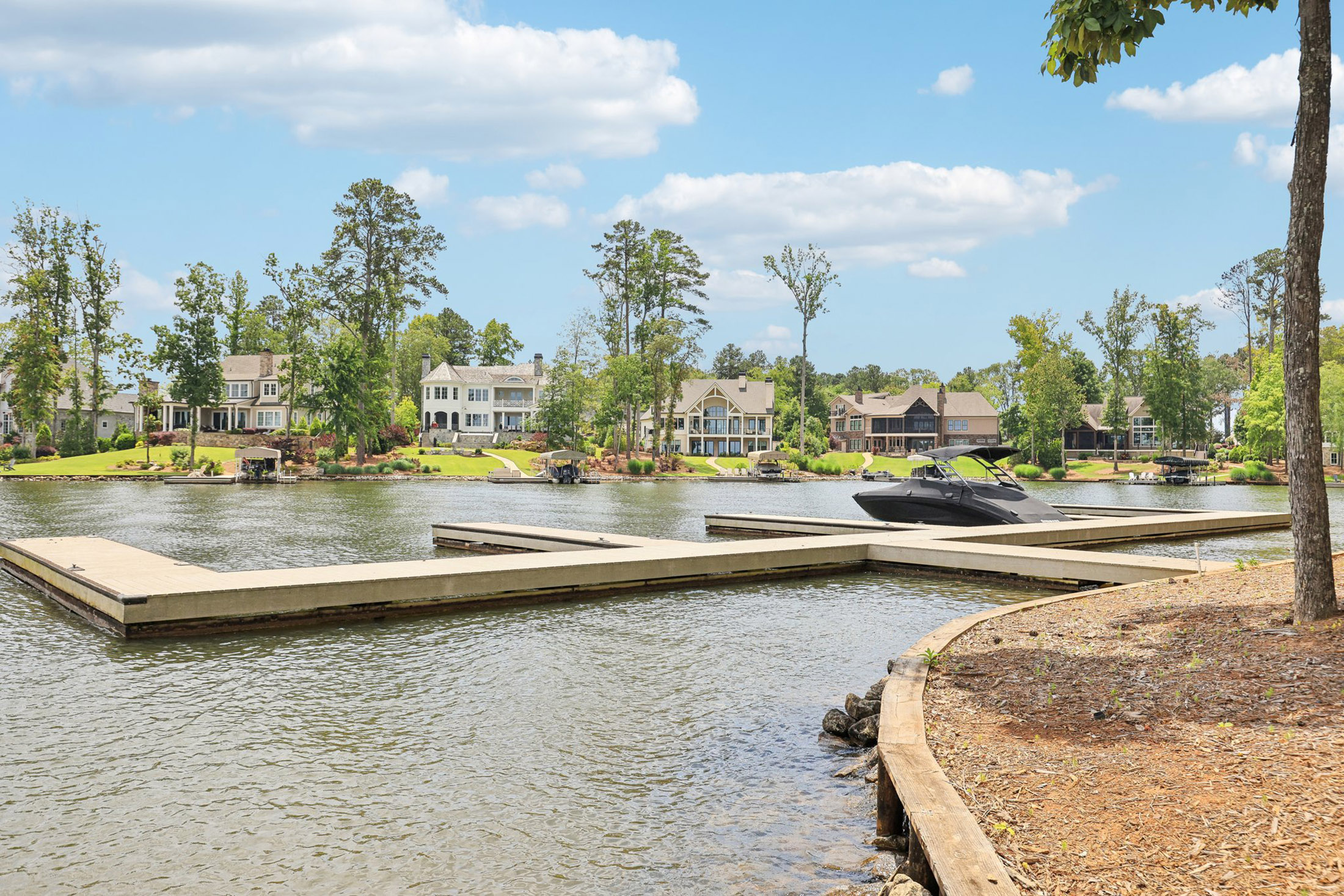  Stunning New Home by Green Park Homes in Sought-after Cuscowilla Community - 物件實景