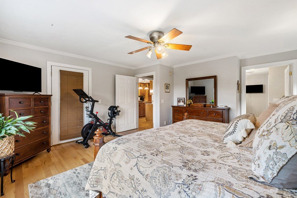 Hayesville, North Carolina, 28904, United States, 3 Bedrooms Bedrooms, ,4 BathroomsBathrooms,Residential,For Sale,1974136