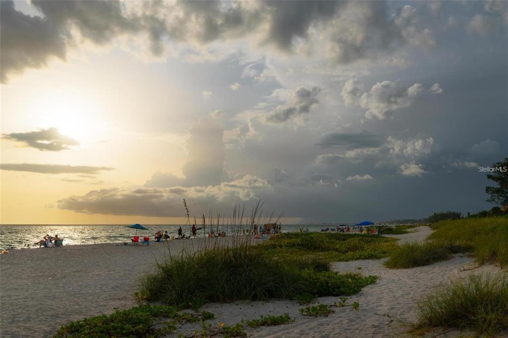 Nokomis, Florida, 34275, United States, 2 Bedrooms Bedrooms, ,2 BathroomsBathrooms,Residential,For Sale,1917205