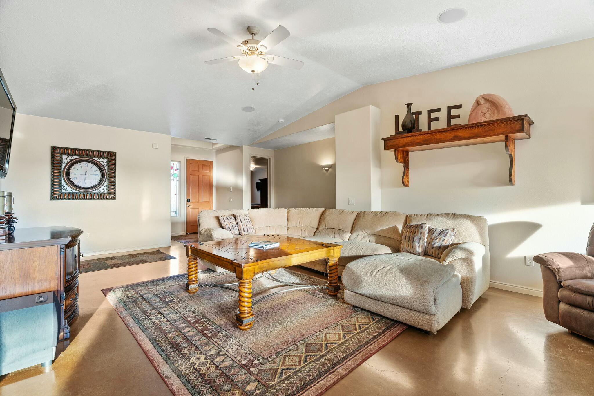 Washington, Utah, 84780, United States, 4 Bedrooms Bedrooms, ,Residential,For Sale,1695747