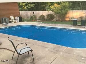 Bedford, Pennsylvania, 15522, United States, 4 Bedrooms Bedrooms, ,3 BathroomsBathrooms,Residential,For Sale,1837468