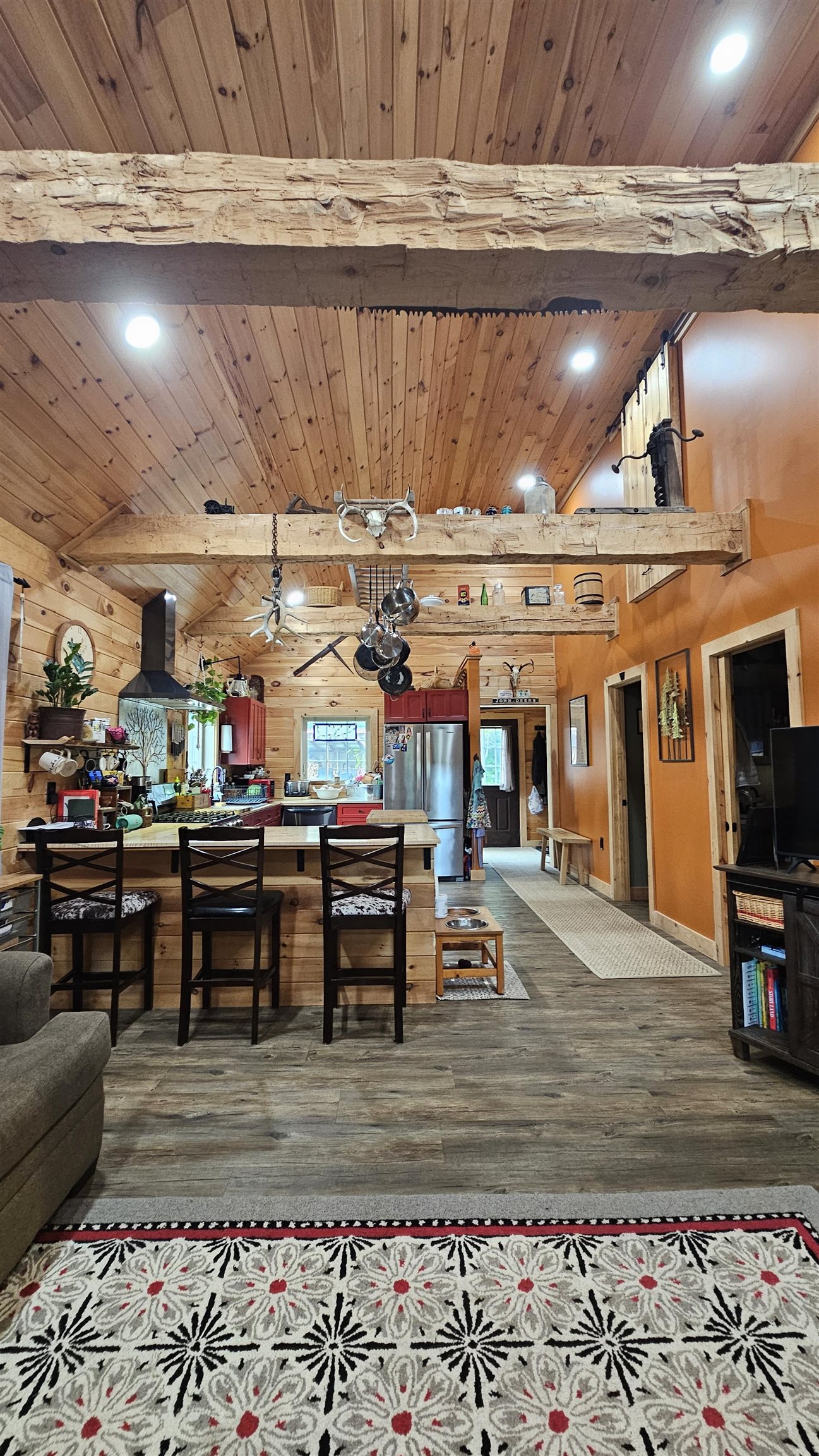 Bradford, New Hampshire, 03221, United States, 3 Bedrooms Bedrooms, ,2 BathroomsBathrooms,Residential,For Sale,1903604