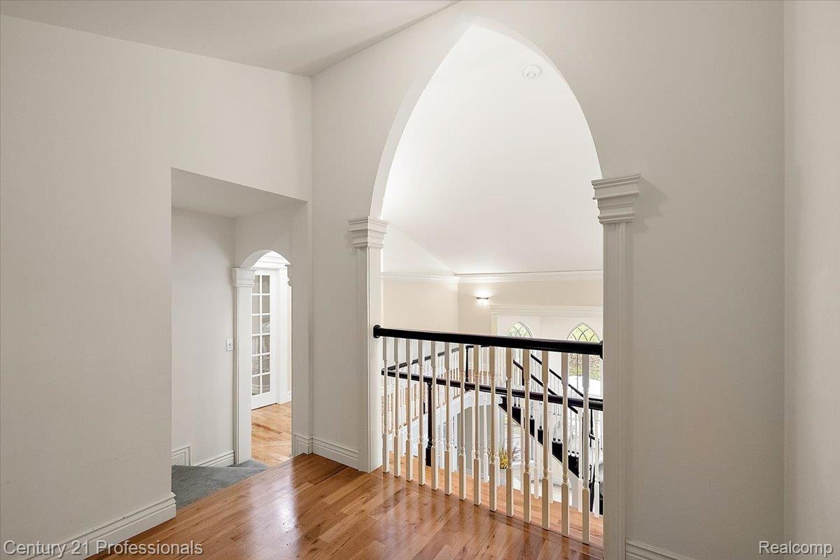 Clarkston, Michigan, 48346, United States, 4 Bedrooms Bedrooms, ,7 BathroomsBathrooms,Residential,For Sale,2048841