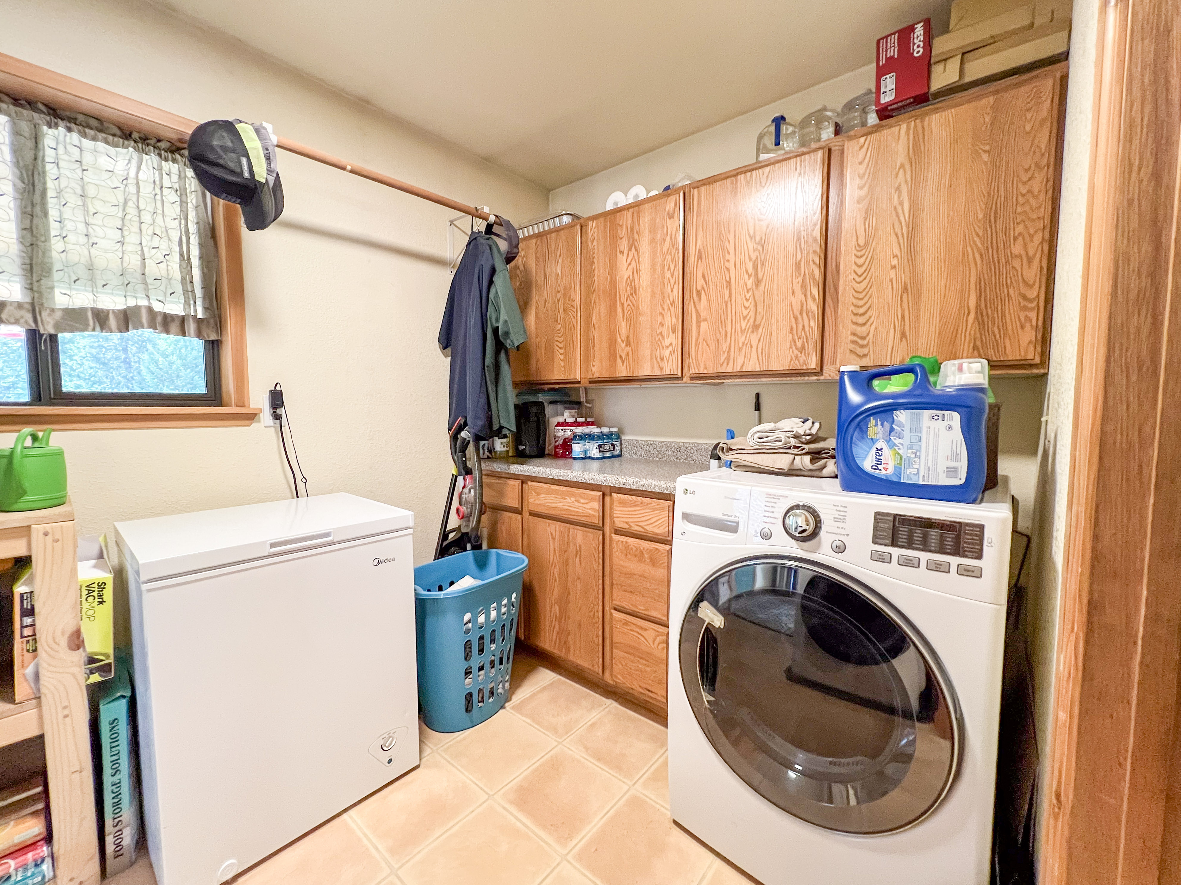 Colville, Washington, 99114, United States, 2 Bedrooms Bedrooms, ,2 BathroomsBathrooms,Residential,For Sale,1928739