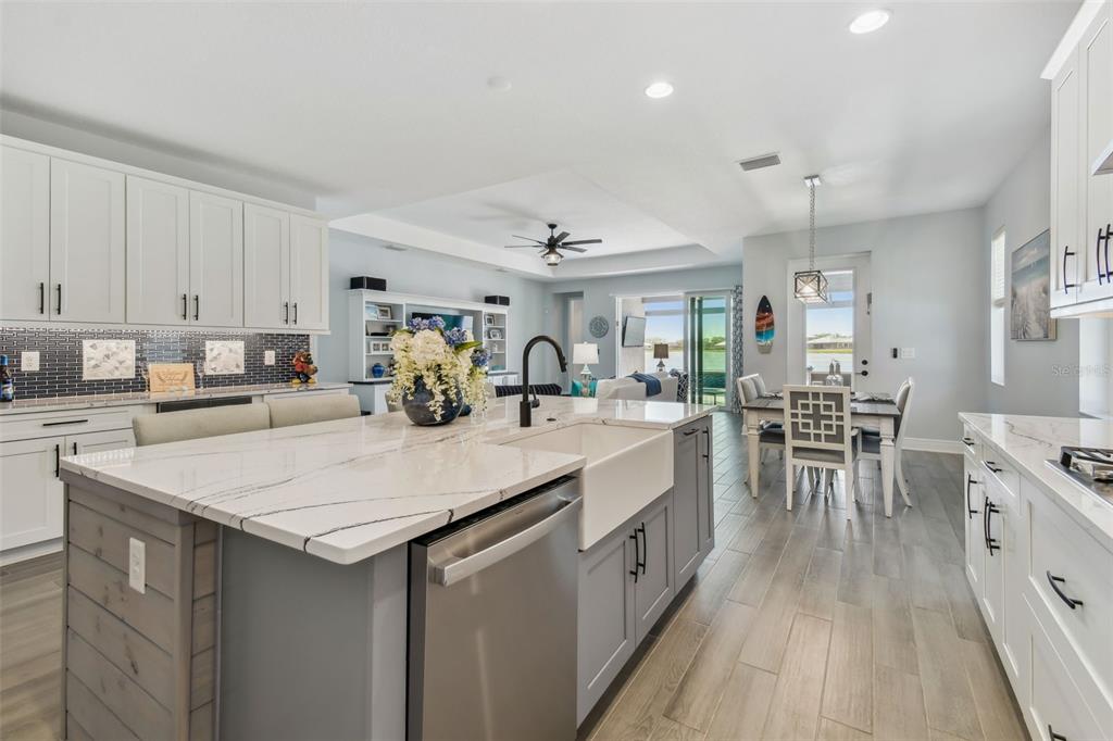 Bradenton, Florida, 34211, United States, 3 Bedrooms Bedrooms, ,3 BathroomsBathrooms,Residential,For Sale,1840439