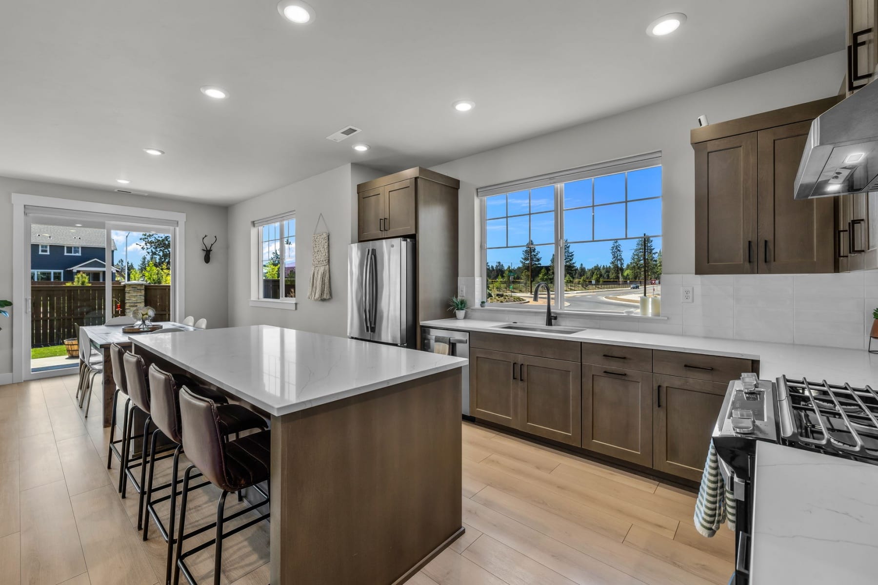  60933 SE Sydney Harbor Court Bend, OR 97702 - 物件實景