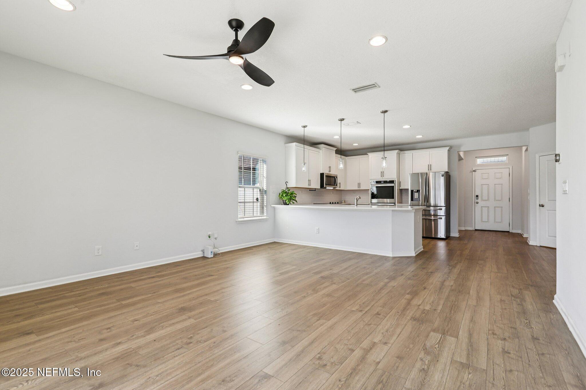 Orange Park, Florida, 32065, United States, 5 Bedrooms Bedrooms, ,4 BathroomsBathrooms,Residential,For Sale,1955378