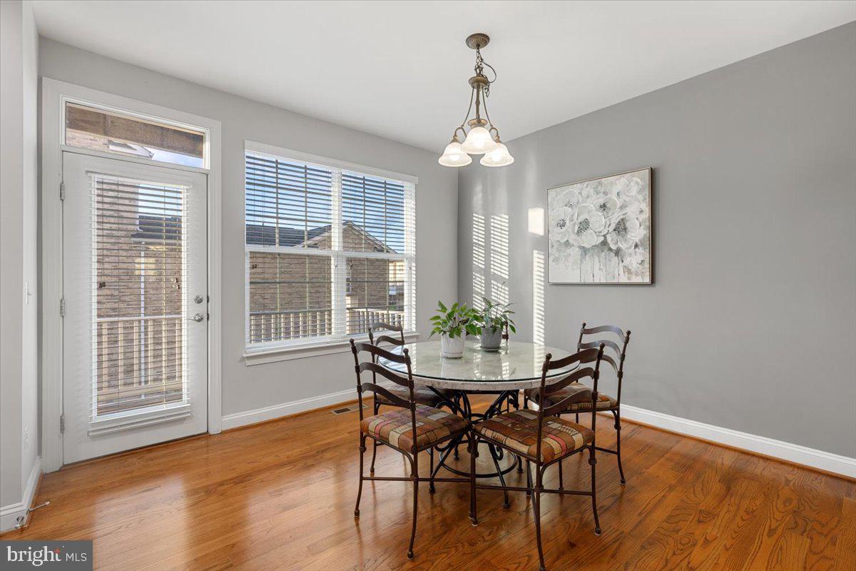 Leesburg, Virginia, 20176, United States, 3 Bedrooms Bedrooms, ,4 BathroomsBathrooms,Residential,For Sale,2003528