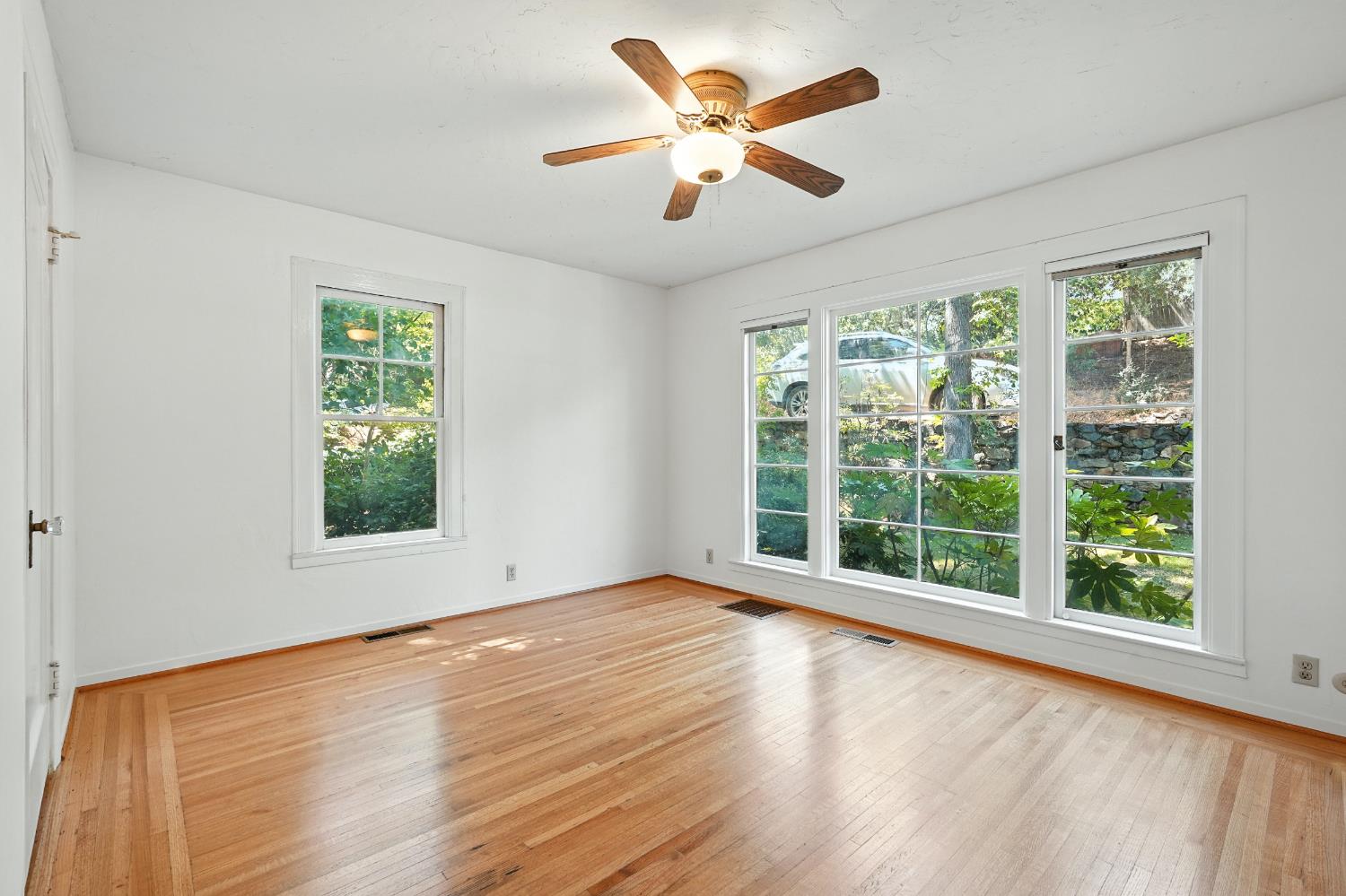 Auburn, California, 95603, United States, 3 Bedrooms Bedrooms, ,3 BathroomsBathrooms,Residential,For Sale,1955414