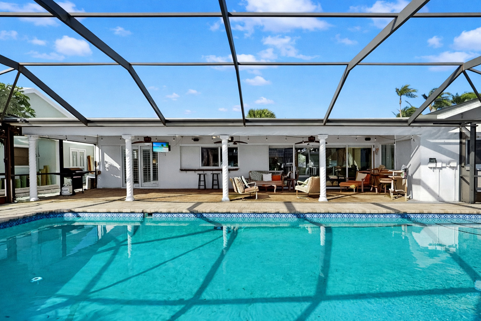 Apollo Beach, Florida, 33572, United States, 3 Bedrooms Bedrooms, ,2 BathroomsBathrooms,Residential,For Sale,2014818