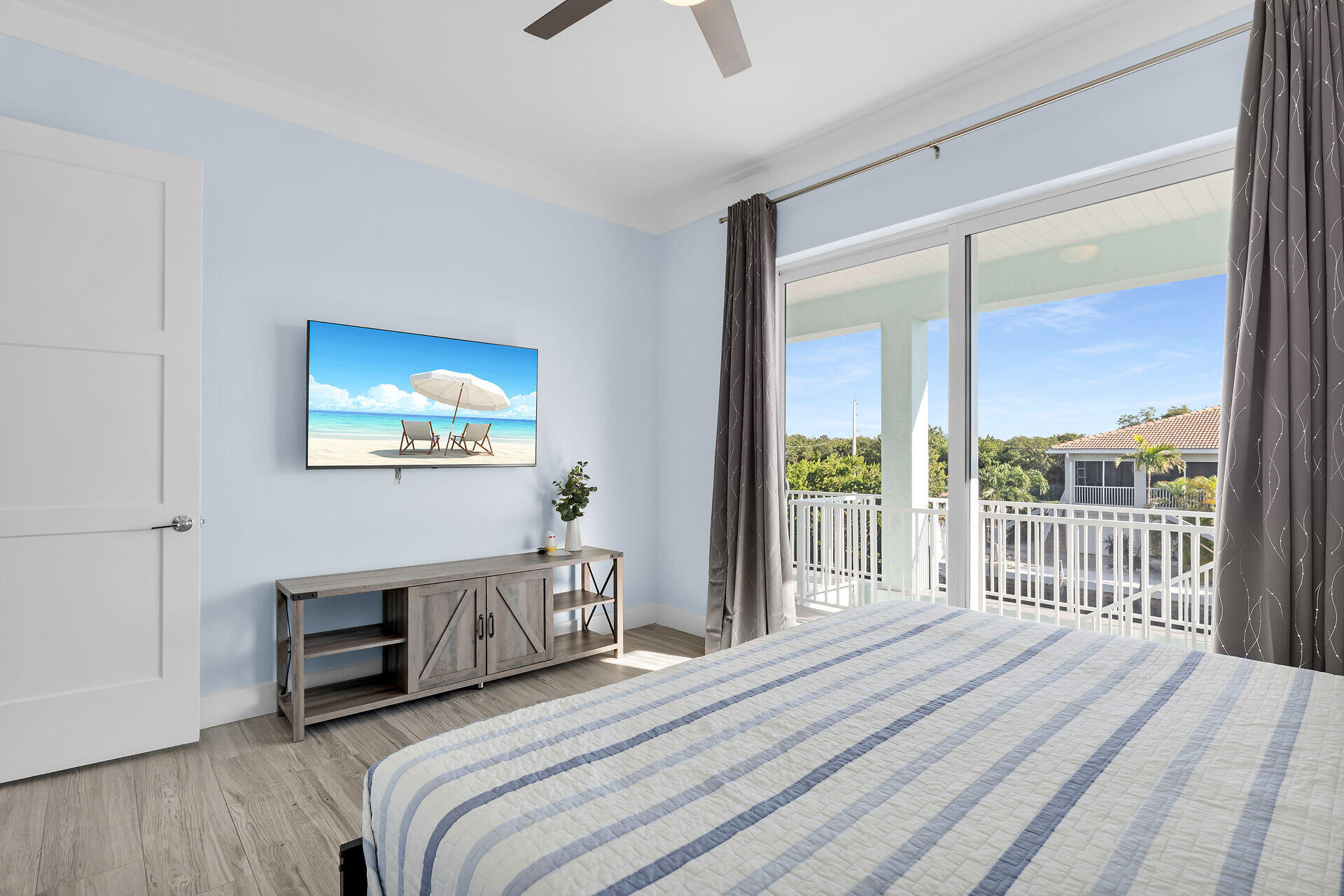 MARATHON, Florida, 33050, United States, 4 Bedrooms Bedrooms, ,4 BathroomsBathrooms,Residential,For Sale,1994527