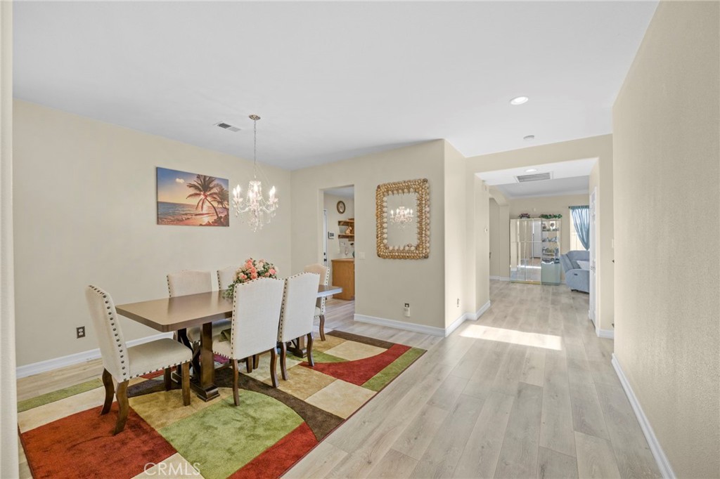 Lake Elsinore, California, 92532, United States, 5 Bedrooms Bedrooms, ,4 BathroomsBathrooms,Residential,For Sale,2012272