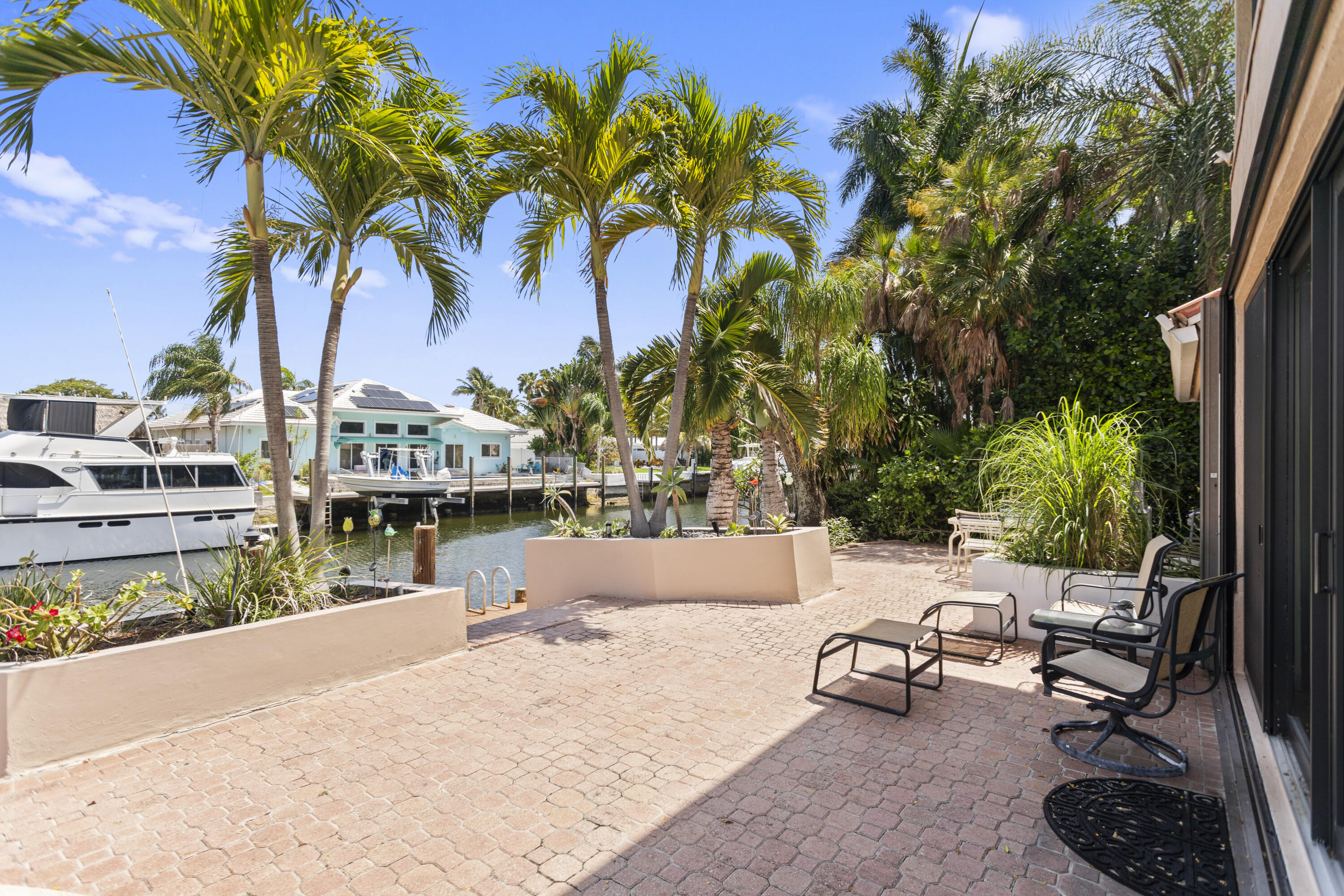 Pompano Beach, Florida, 33062, United States, 4 Bedrooms Bedrooms, ,3 BathroomsBathrooms,Residential,For Sale,1804148