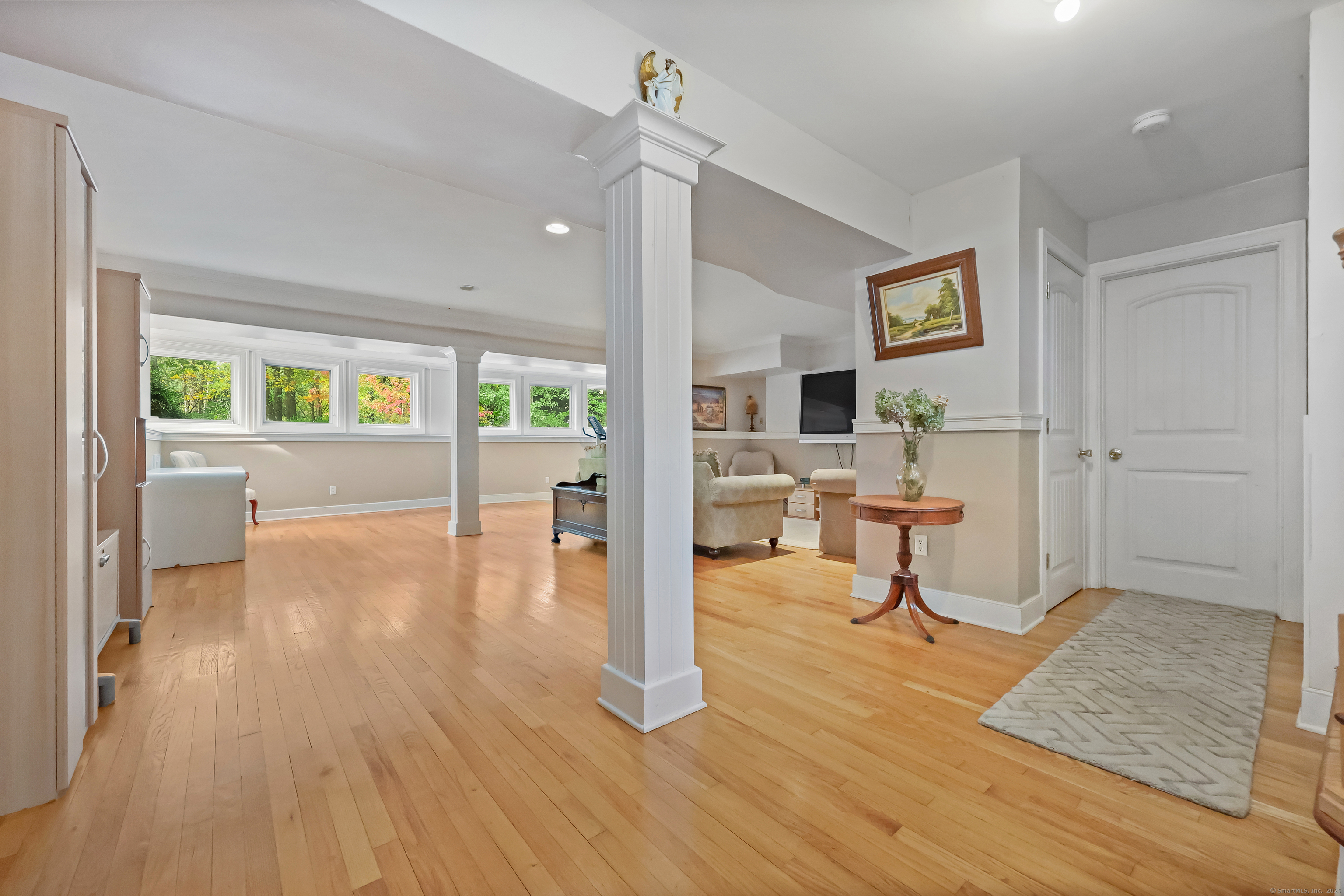 Fairfield, Connecticut, 06880, United States, 3 Bedrooms Bedrooms, ,3 BathroomsBathrooms,Residential,For Sale,1992139