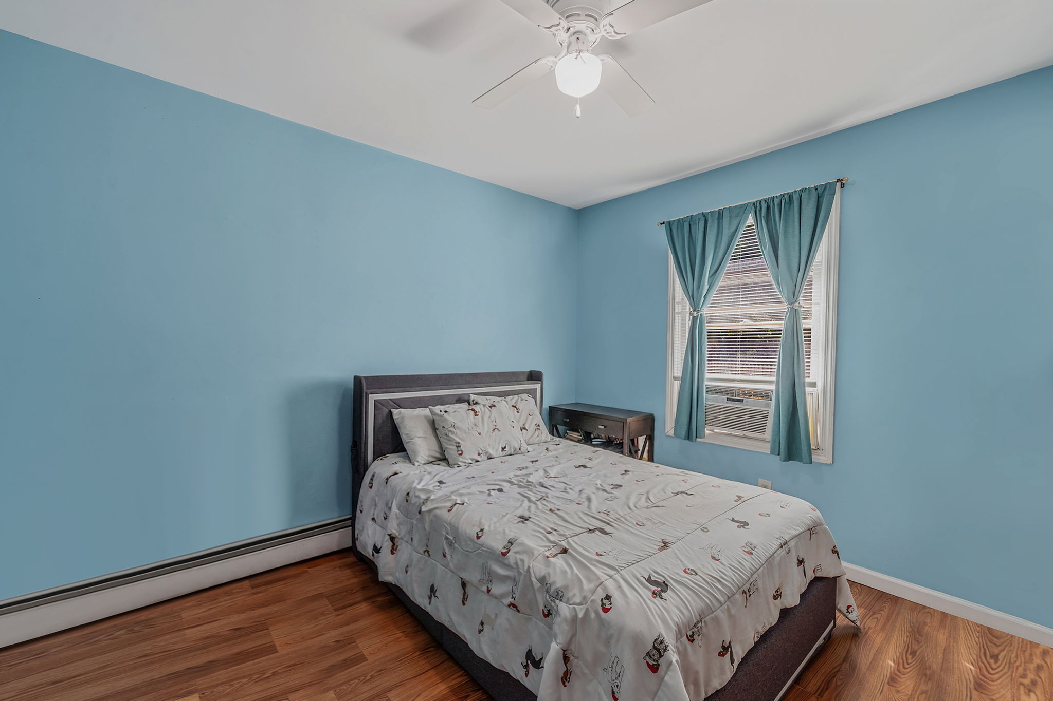 Bay Shore, New York, 11706, United States, 3 Bedrooms Bedrooms, ,3 BathroomsBathrooms,Residential,For Sale,2048700