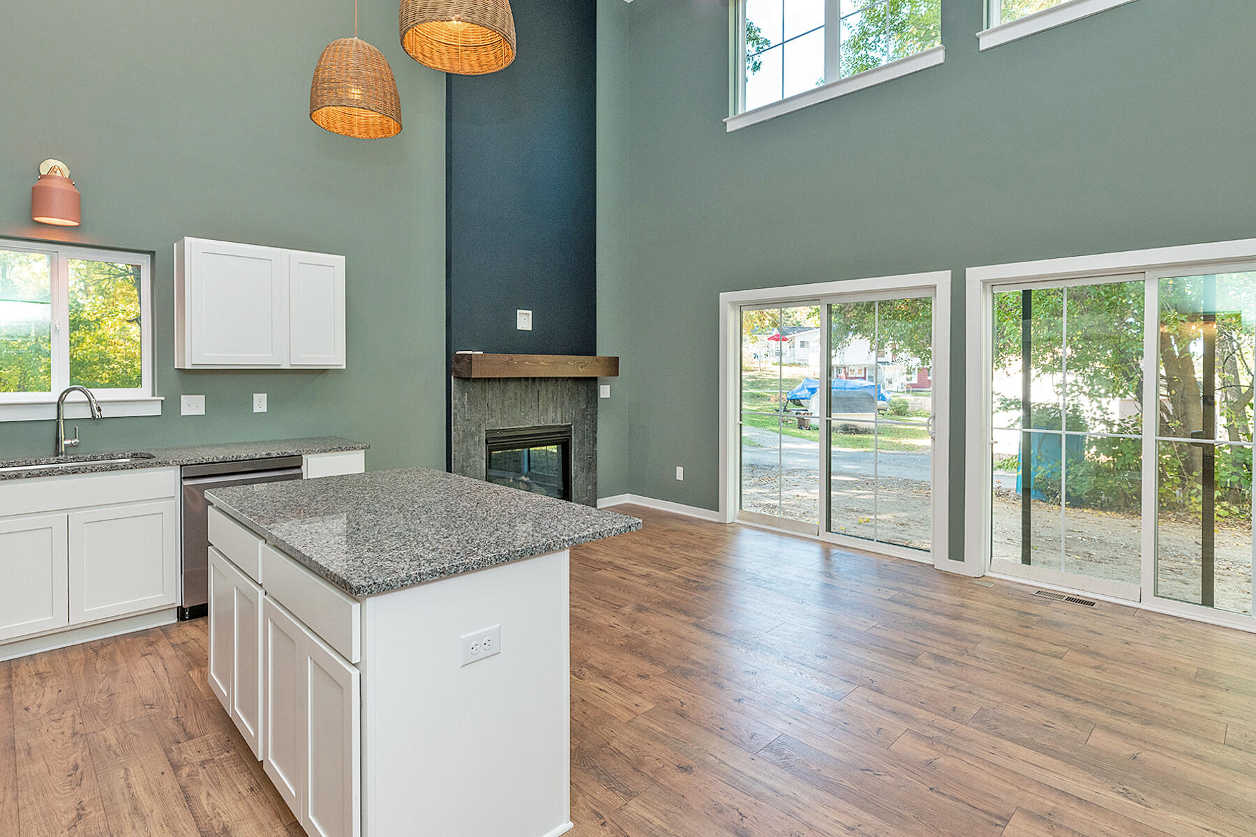 Grass Lake, Michigan, 49240, United States, 2 Bedrooms Bedrooms, ,2 BathroomsBathrooms,Residential,For Sale,2009082