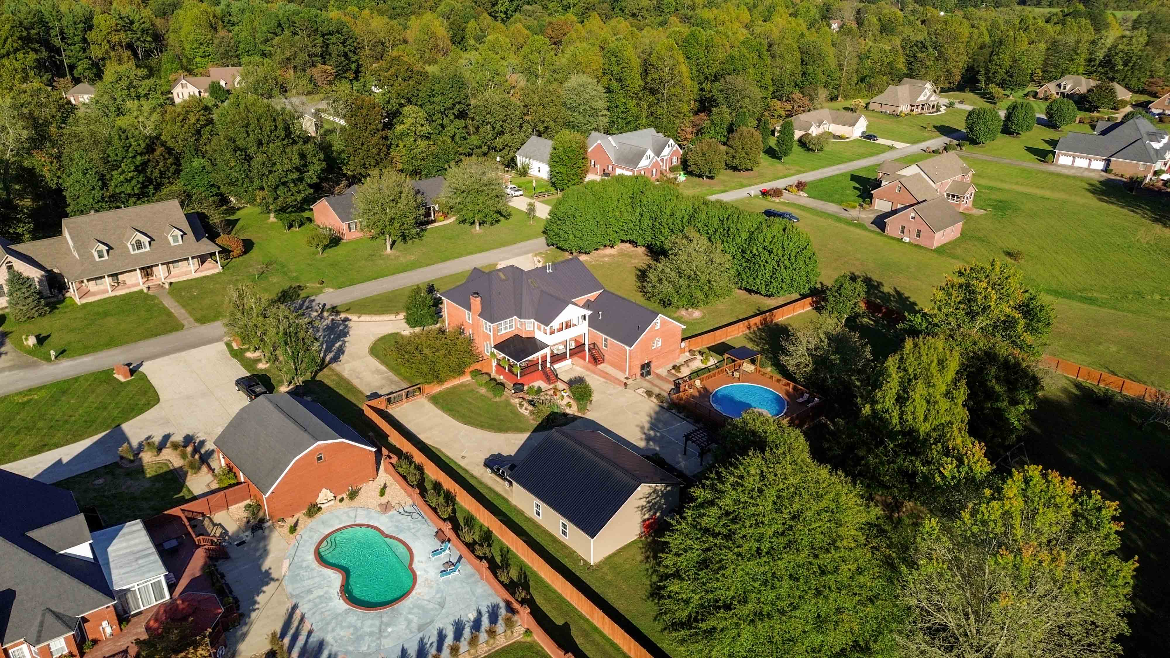 Corbin, Kentucky, 40701, United States, 10 Bedrooms Bedrooms, ,10 BathroomsBathrooms,Residential,For Sale,2045209