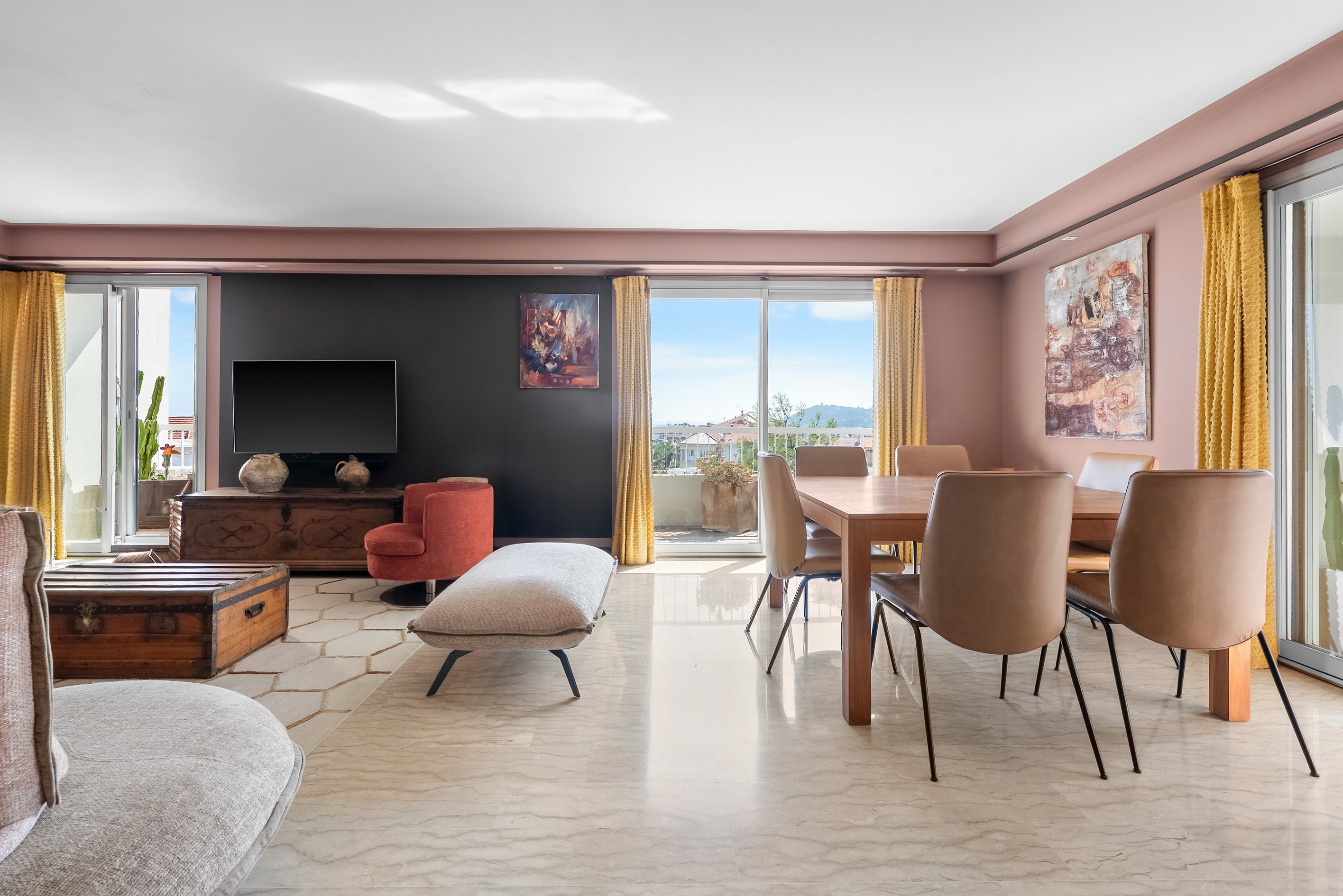  Hyères, Town Centre – Top-Floor Duplex Apartment with Terraces - 物件實景