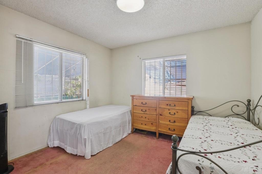 Los Angeles, California, 90038, United States, 3 Bedrooms Bedrooms, ,2 BathroomsBathrooms,Residential,For Sale,1925256