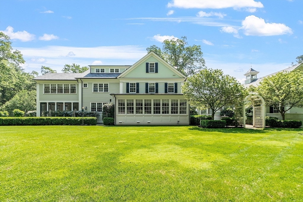 Concord, Massachusetts, 01742, United States, 6 Bedrooms Bedrooms, ,7 BathroomsBathrooms,Residential,For Sale,1938993