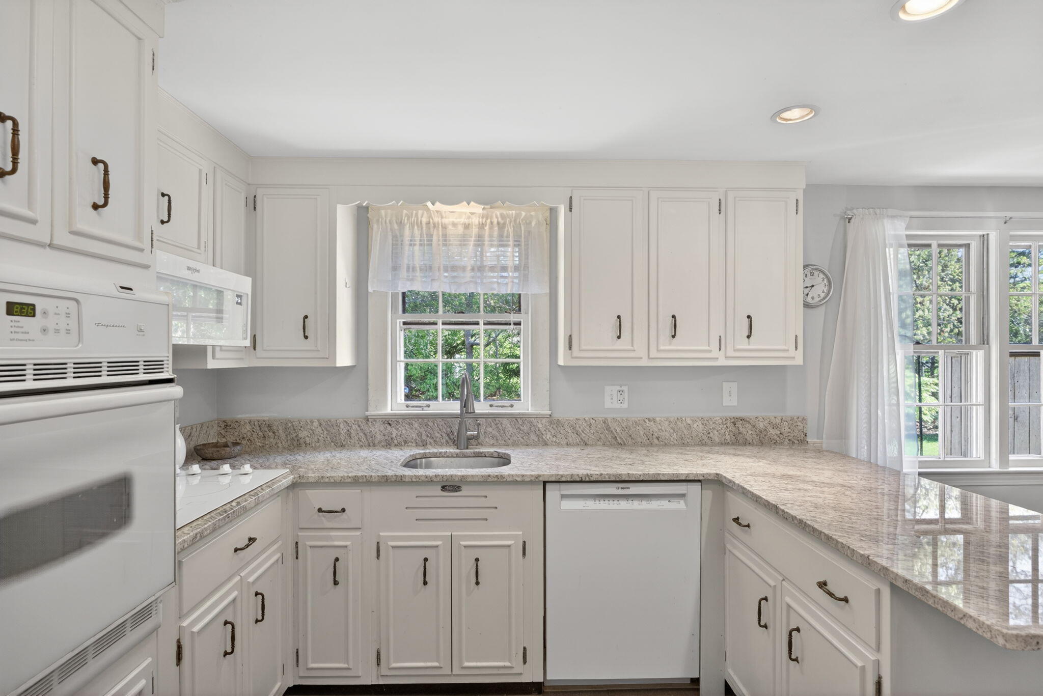  35 Joe Lincoln Road, West Harwich, MA, 02671 - 物件實景