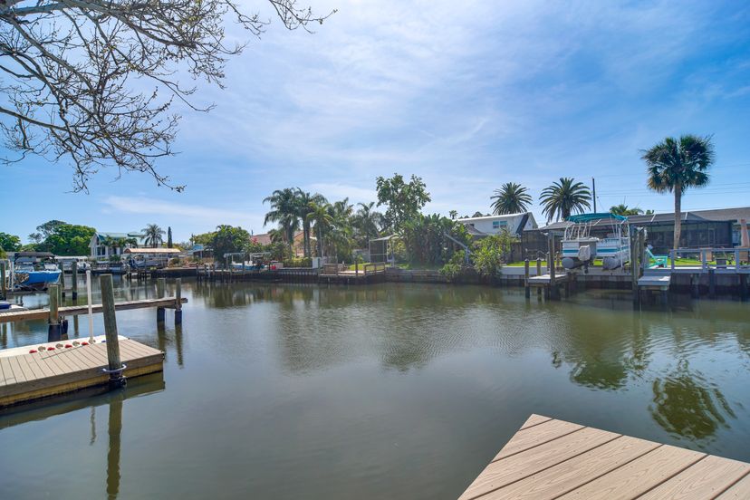 Tampa, Florida, 33615, United States, 4 Bedrooms Bedrooms, ,2 BathroomsBathrooms,Residential,For Sale,1865129