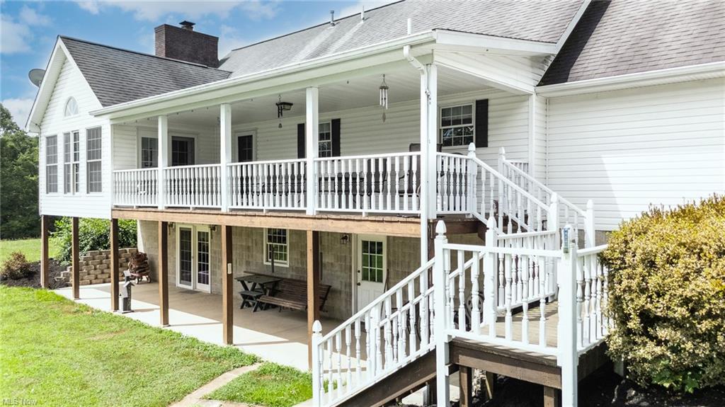 New Matamoras, Ohio, 45767, United States, 3 Bedrooms Bedrooms, ,4 BathroomsBathrooms,Residential,For Sale,1915992