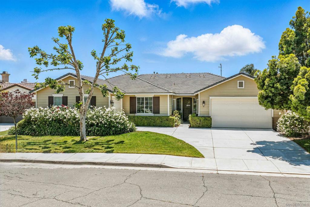 Menifee, California, 92585, United States, 4 Bedrooms Bedrooms, ,3 BathroomsBathrooms,Residential,For Sale,2048443