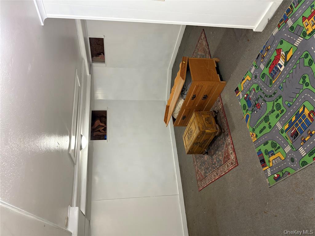 Riverhead, New York, 11901, United States, 3 Bedrooms Bedrooms, ,2 BathroomsBathrooms,Residential,For Sale,2005569