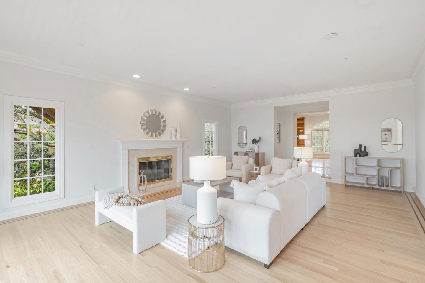 San Carlos, California, 94070, United States, 5 Bedrooms Bedrooms, ,5 BathroomsBathrooms,Residential,For Sale,1700172