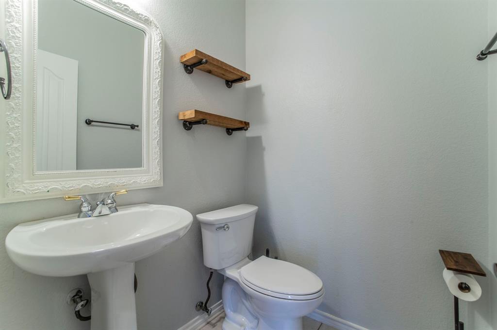 Mansfield, Texas, 76063, United States, 3 Bedrooms Bedrooms, ,3 BathroomsBathrooms,Residential,For Sale,2005413