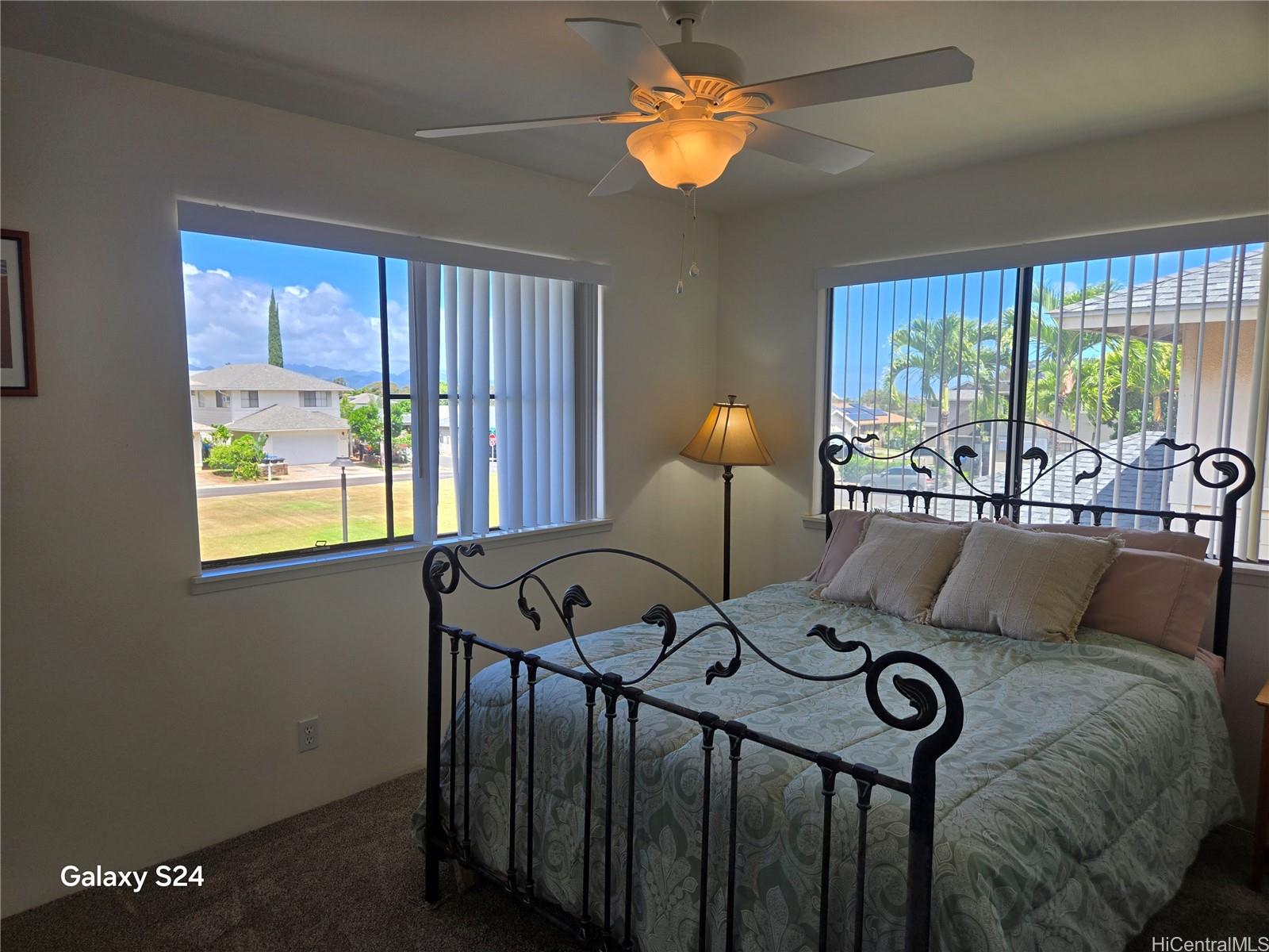 Waipahu, Hawaii, 96797, United States, 4 Bedrooms Bedrooms, ,3 BathroomsBathrooms,Residential,For Sale,1900560