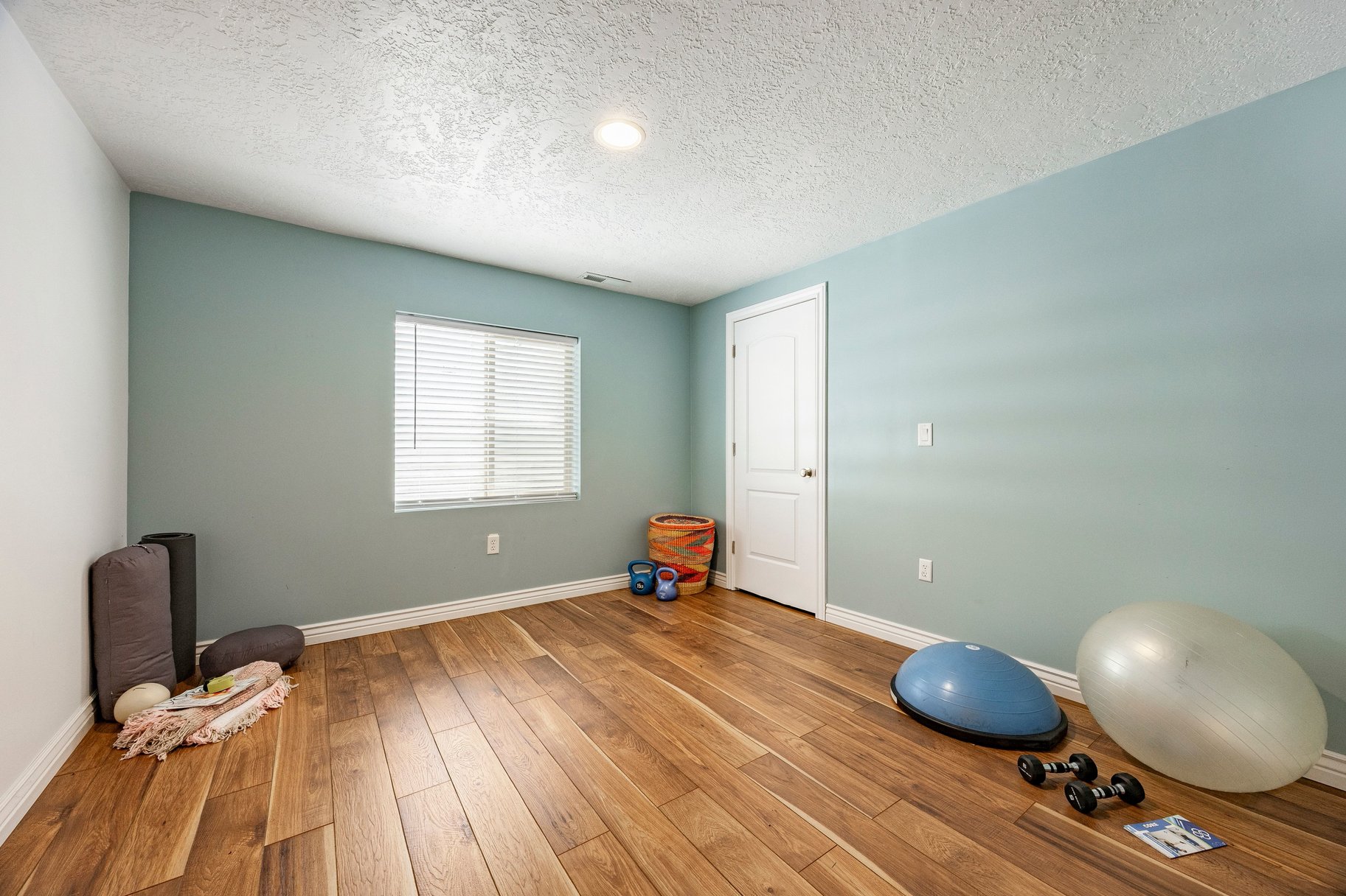  Enjoy Single Level Living at It