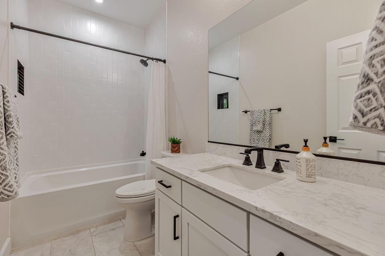 Sacramento, California, 95829, United States, 3 Bedrooms Bedrooms, ,2 BathroomsBathrooms,Residential,For Sale,1950991