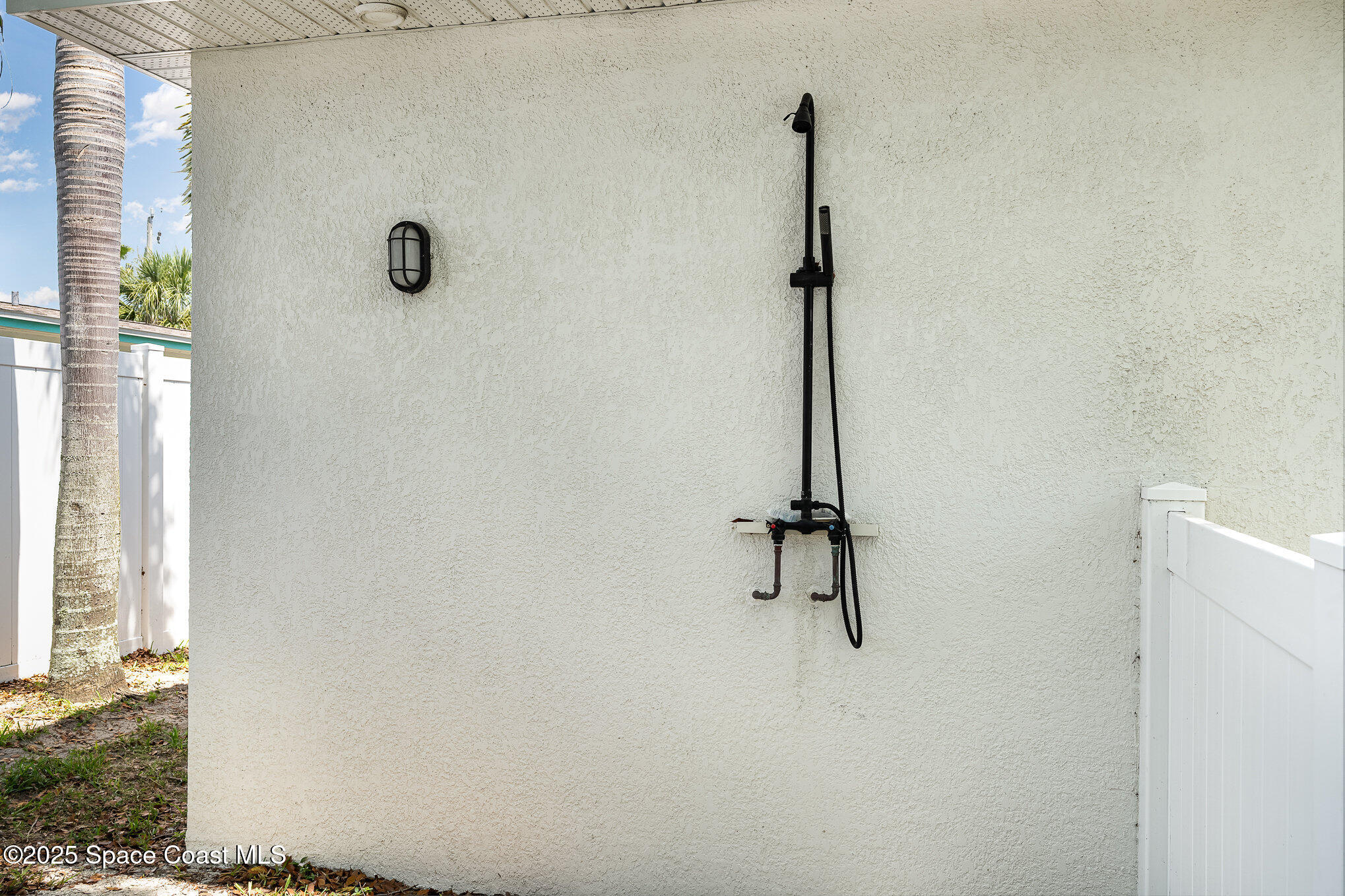 Cape Canaveral, Florida, 32920, United States, 4 Bedrooms Bedrooms, ,3 BathroomsBathrooms,Residential,For Sale,1974905