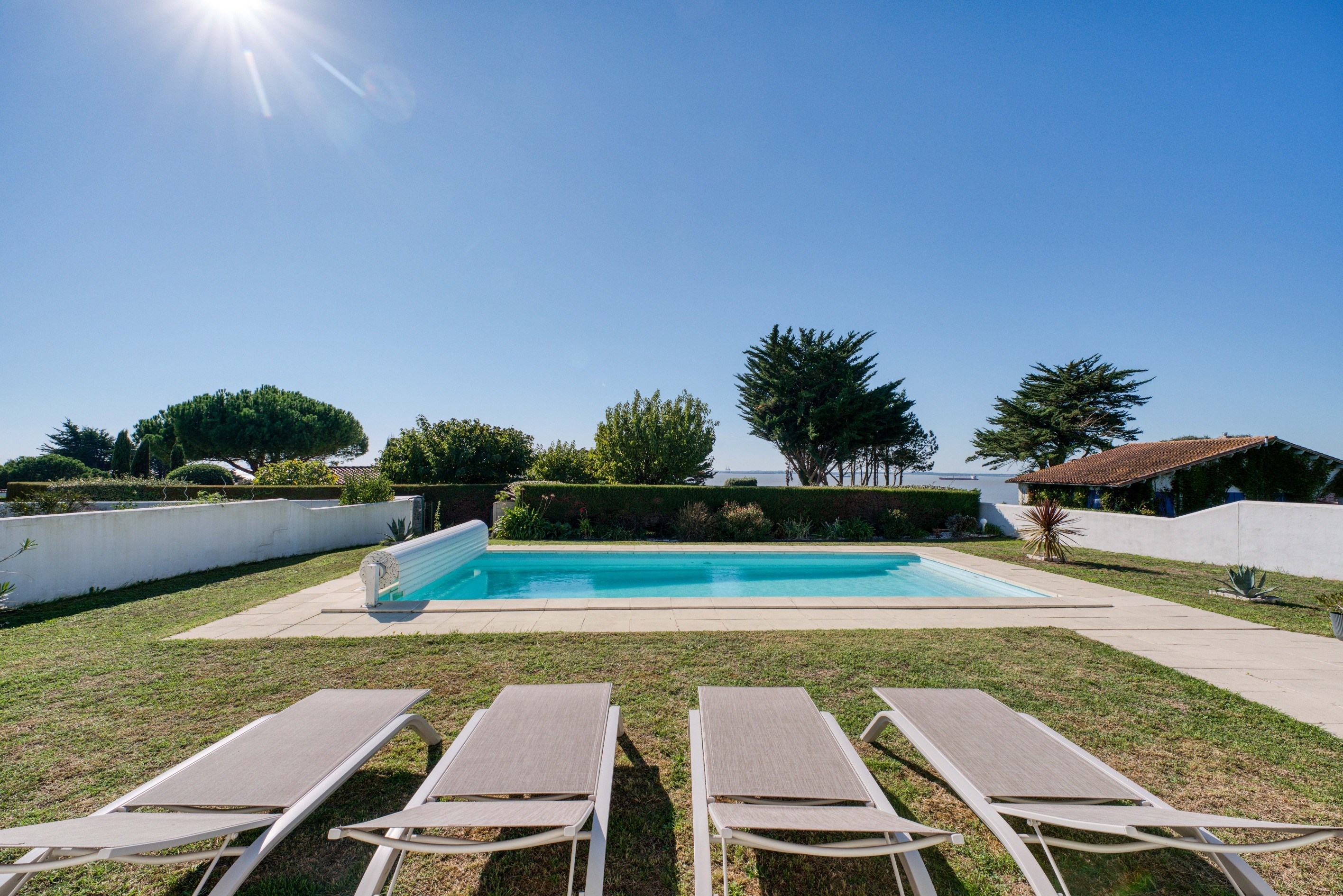  ESTUARY VIEWS AND SWIMMING POOL – CHARMING VILLA JUST 450 METRES FROM PLAGE DES… - 物件實景
