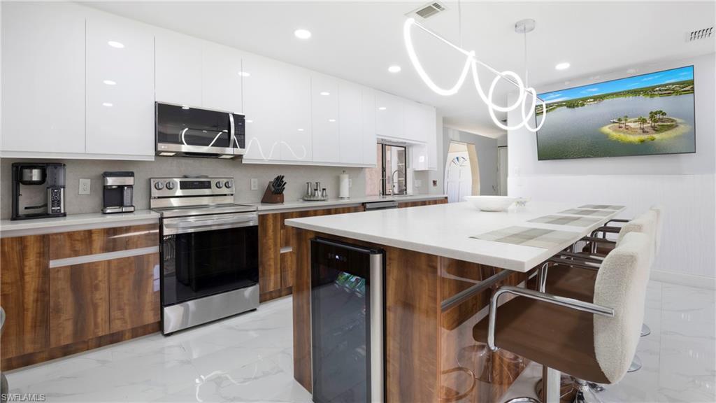 Naples, Florida, 34120, United States, 4 Bedrooms Bedrooms, ,3 BathroomsBathrooms,Residential,For Sale,1988325