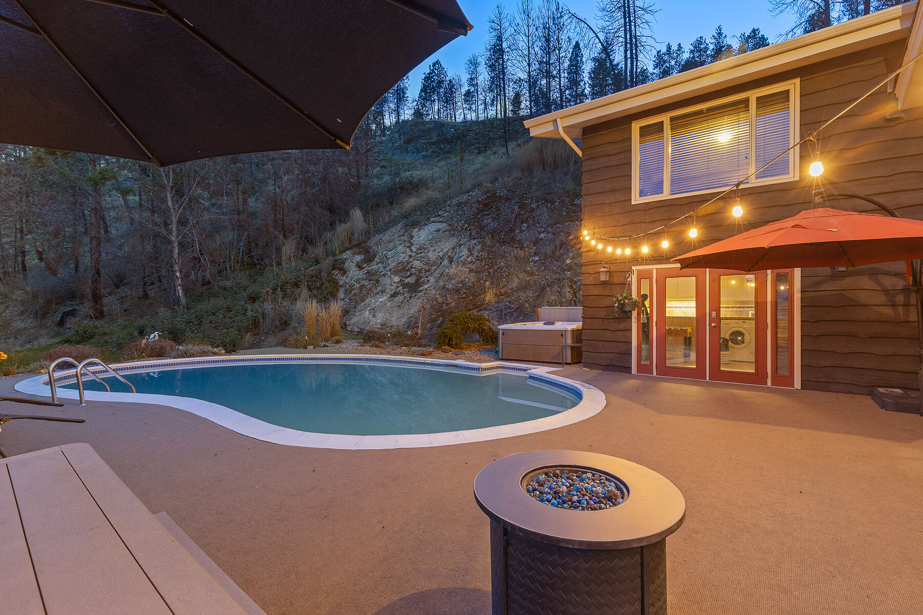  Timeless Design with a Pool - 物件實景