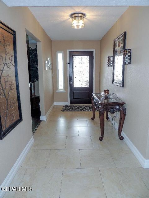 El Paso, Texas, 79935, United States, 4 Bedrooms Bedrooms, ,2 BathroomsBathrooms,Residential,For Sale,1923244