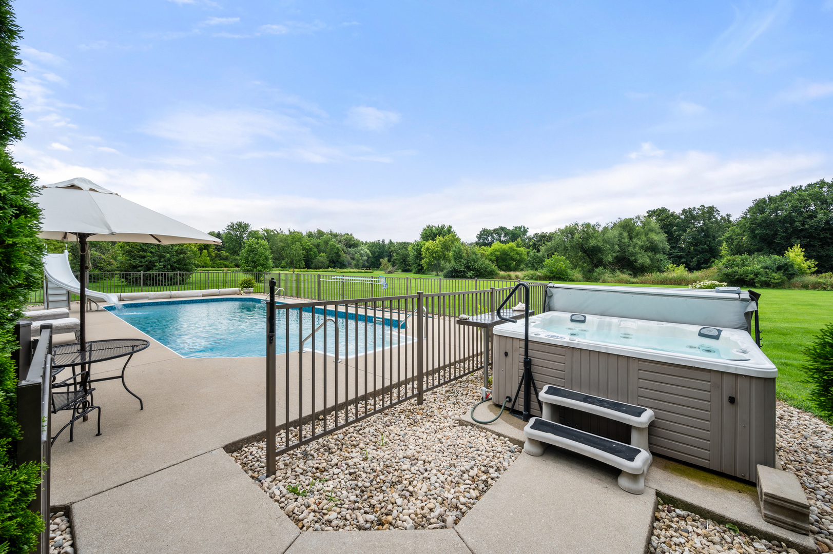 Sycamore, Illinois, 60178, United States, 5 Bedrooms Bedrooms, ,3 BathroomsBathrooms,Residential,For Sale,1904225