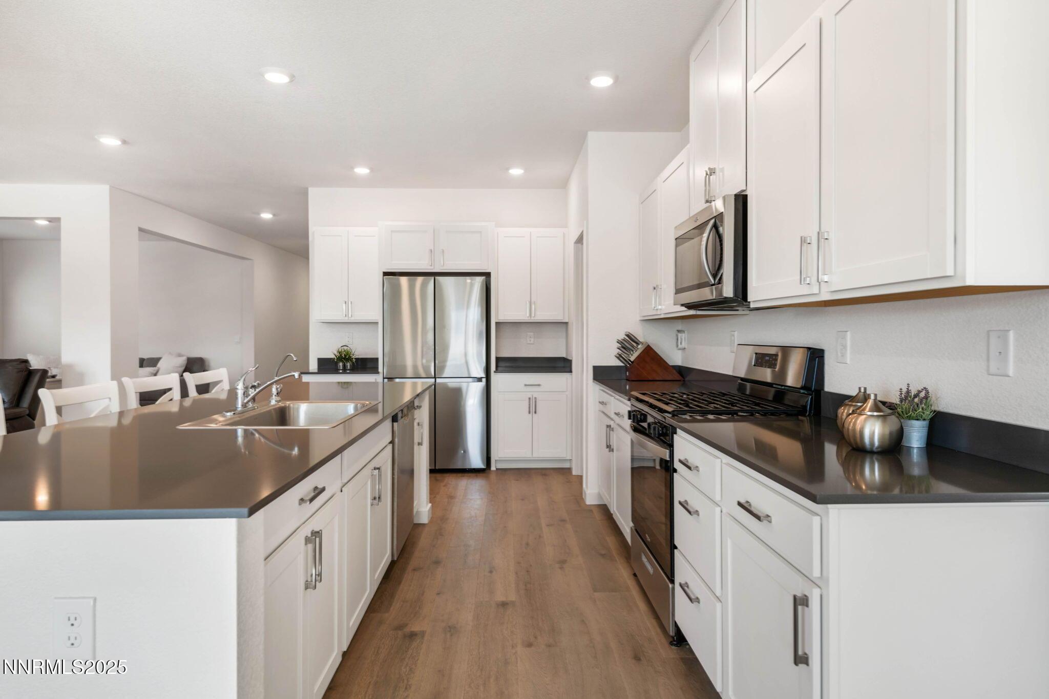 Dayton, Nevada, 89403, United States, 4 Bedrooms Bedrooms, ,3 BathroomsBathrooms,Residential,For Sale,1988311