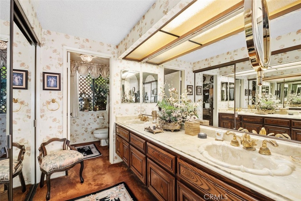 Mission Viejo, California, 92692, United States, 2 Bedrooms Bedrooms, ,1 BathroomBathrooms,Residential,For Sale,1989718