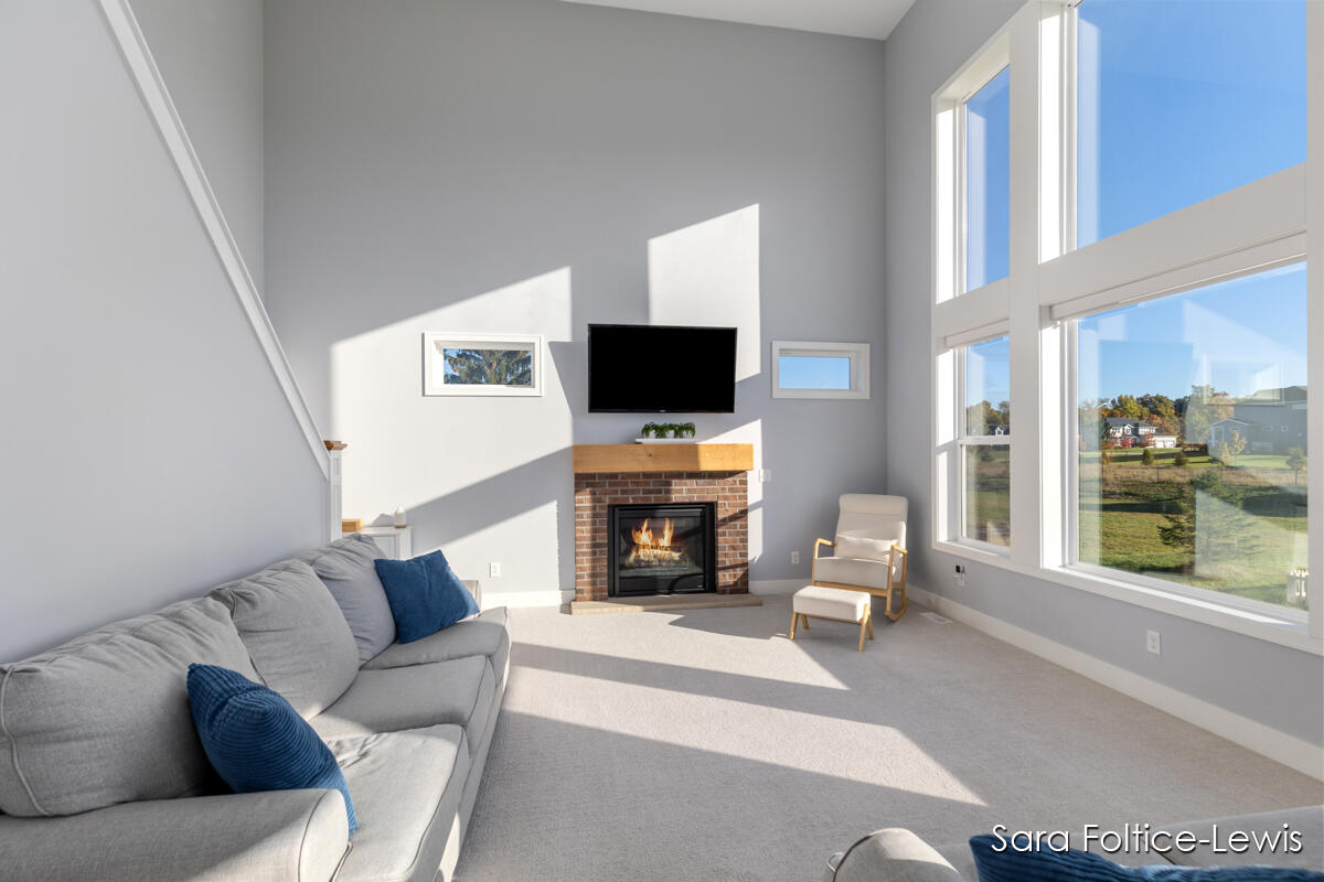 Grand Rapids, Michigan, 49512, United States, 4 Bedrooms Bedrooms, ,4 BathroomsBathrooms,Residential,For Sale,1976019