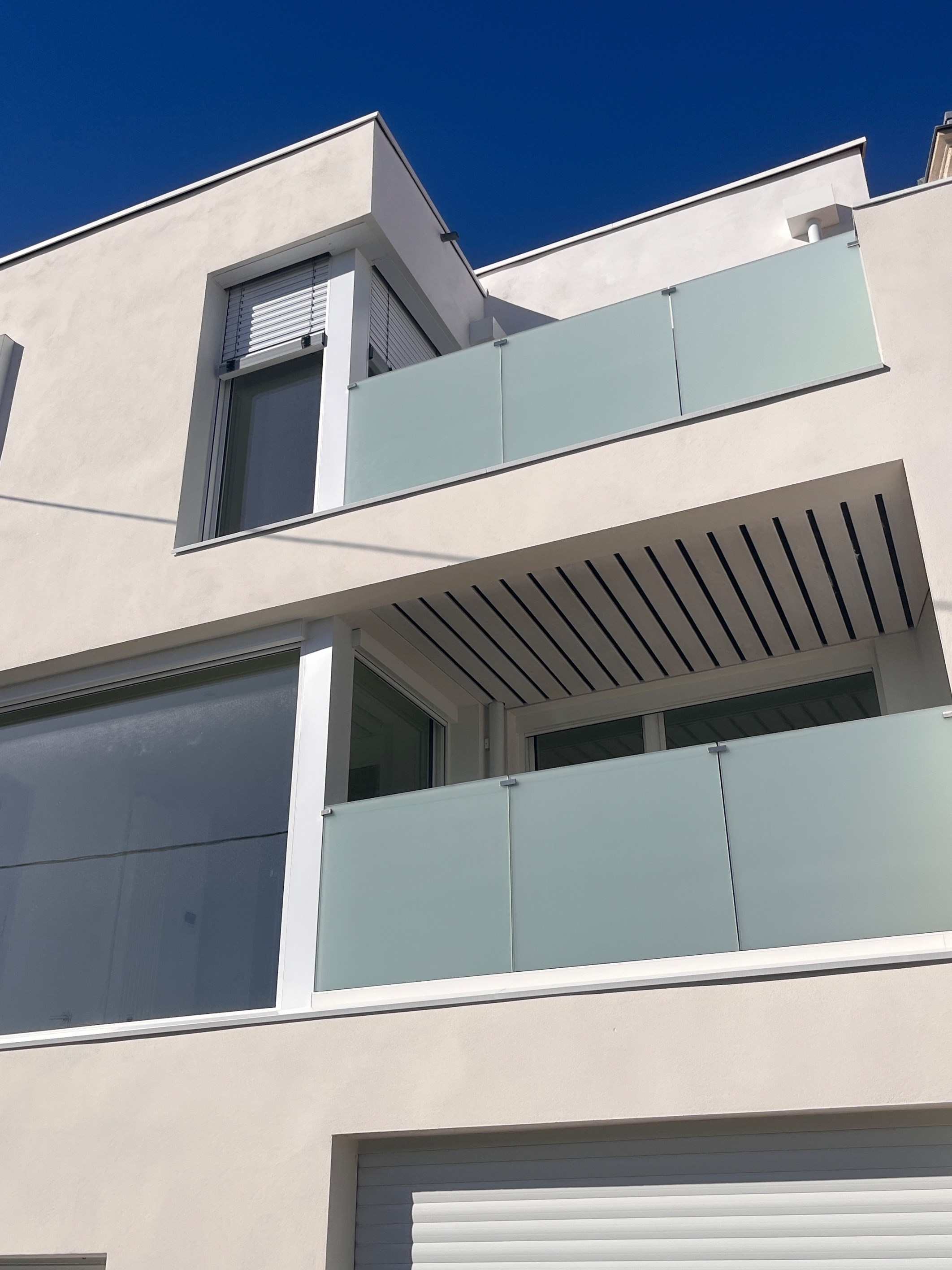  La Genette – Modern architect-designed house with elevator and terraces - 物件實景