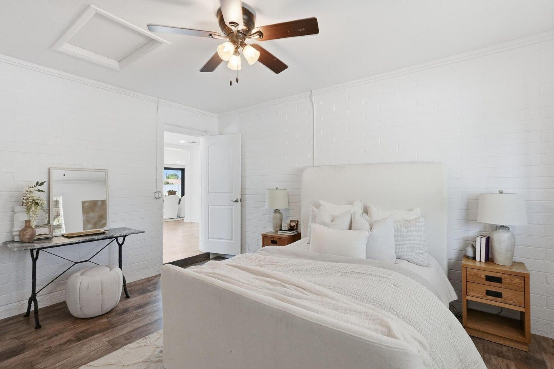  2266 E Willis Rd  Gilbert, AZ - 物件實景