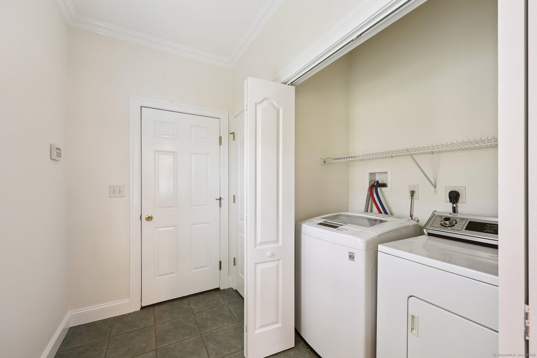 Wallingford, Connecticut, 06492, United States, 2 Bedrooms Bedrooms, ,4 BathroomsBathrooms,Residential,For Sale,1983794