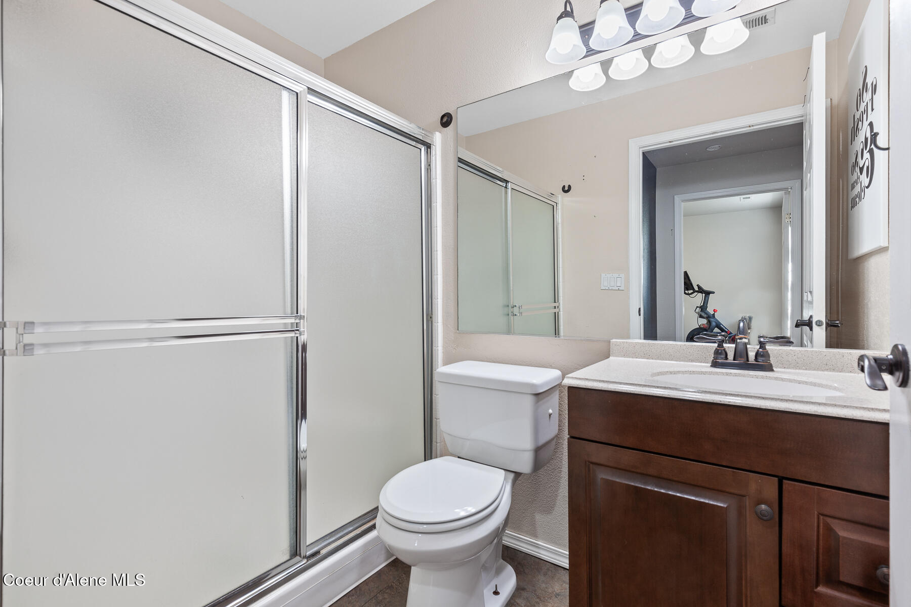 Coeur d'Alene, Idaho, 83815, United States, 5 Bedrooms Bedrooms, ,3 BathroomsBathrooms,Residential,For Sale,1937739