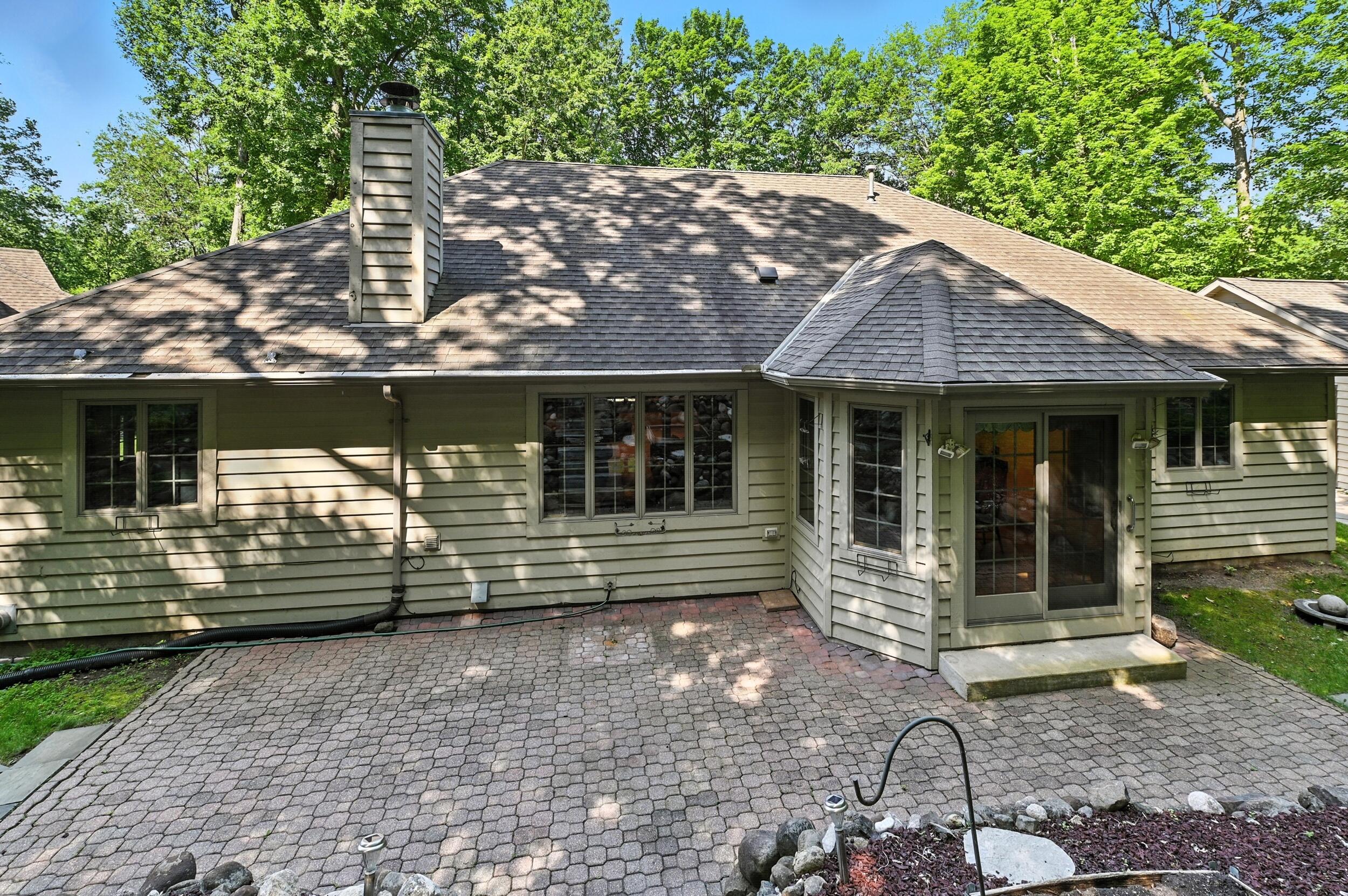 Slinger, Wisconsin, 53086, United States, 4 Bedrooms Bedrooms, ,3 BathroomsBathrooms,Residential,For Sale,1940965