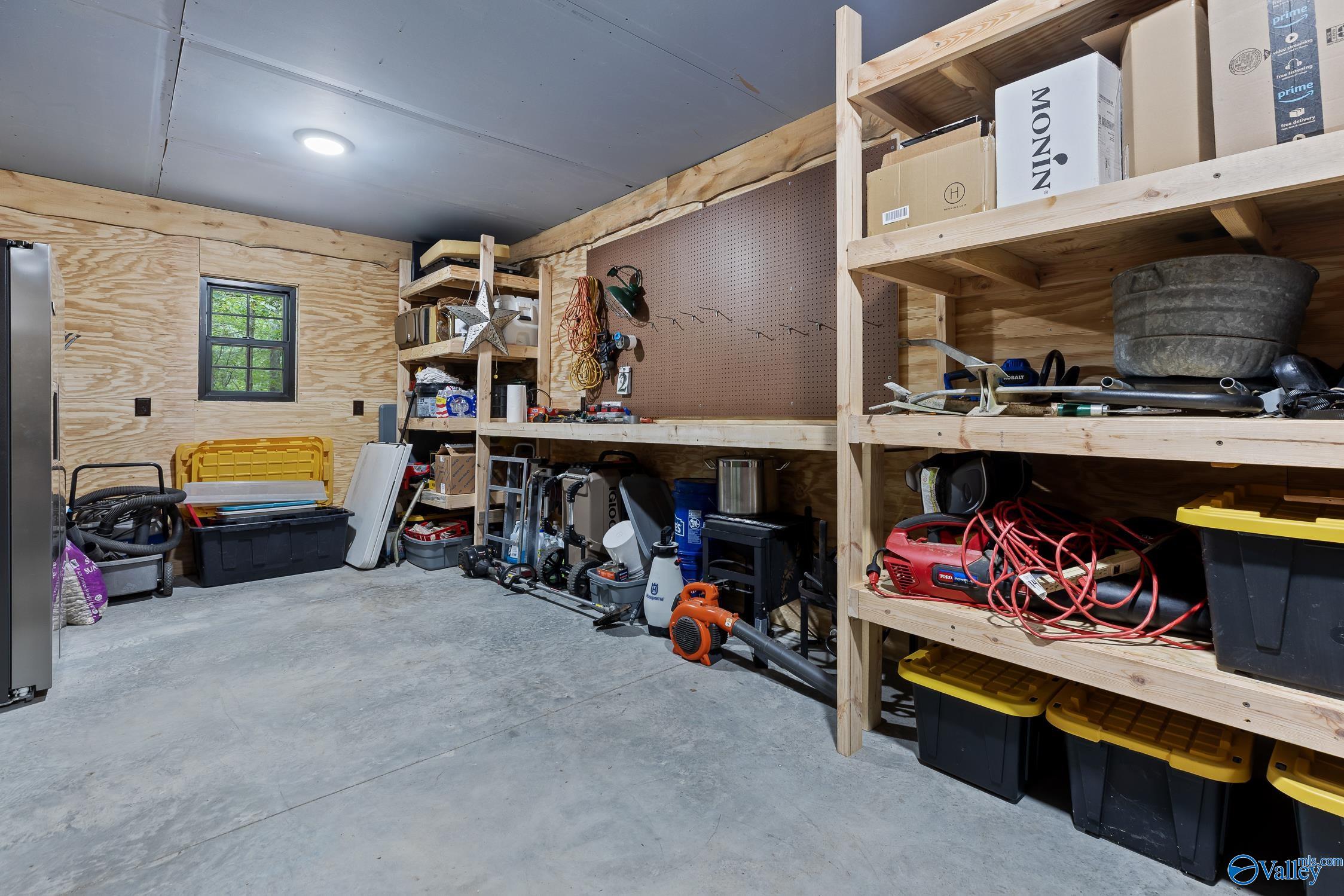 Mentone, Alabama, 35984, United States, 3 Bedrooms Bedrooms, ,1 BathroomBathrooms,Residential,For Sale,1978714