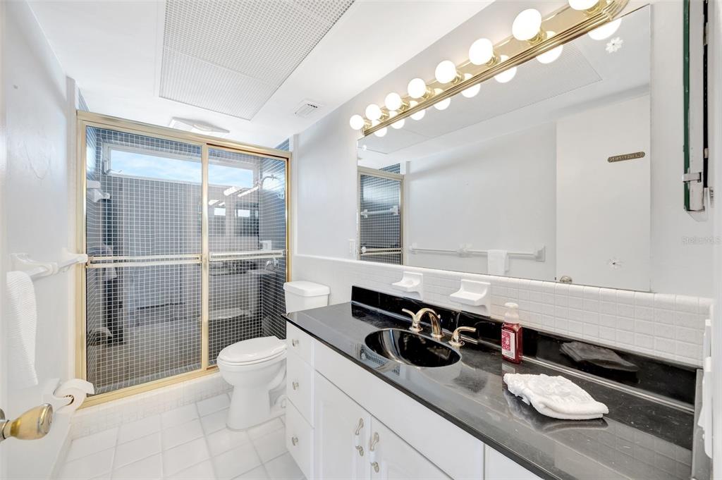 Largo, Florida, 33774, United States, 3 Bedrooms Bedrooms, ,2 BathroomsBathrooms,Residential,For Sale,1776970